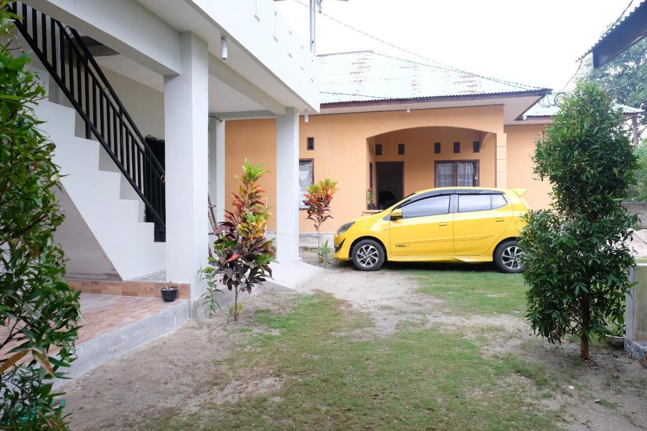 Oyo 1851 Homestay Joss Tanjungbinga Eksteriør billede